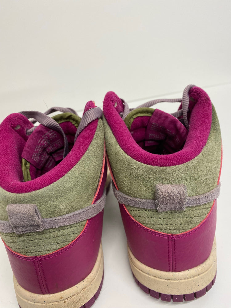Fabulous Nike Dunk High Dynamic Berry Sneakers UK4 Pink & Olive Green Rare VT002