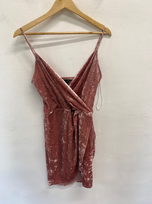Fabulous New Look Dress Uk 10 Pink velvet look mini GC003