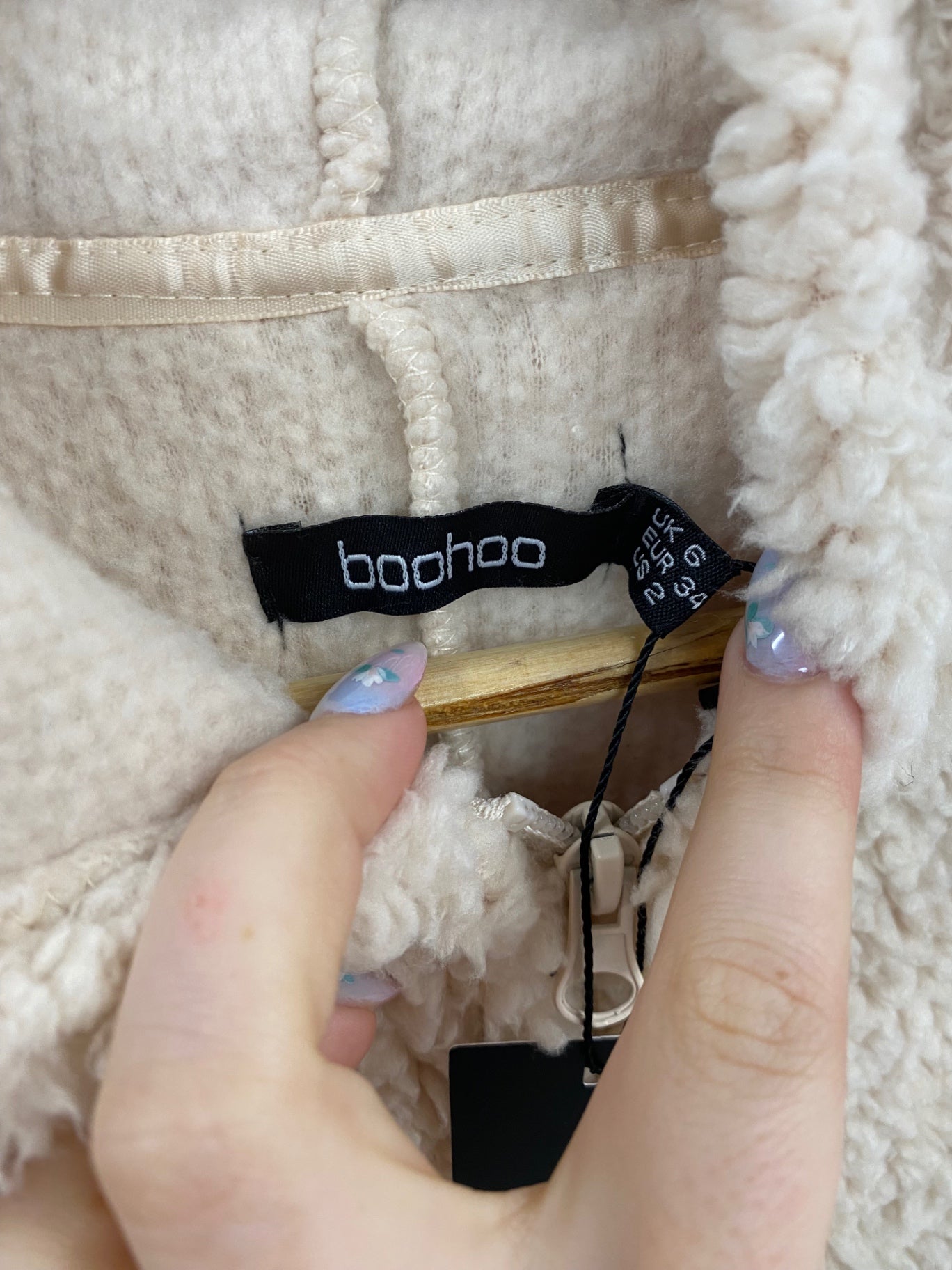 Fabulous Boohoo Bunny Ear Romper UK6 Cream VT002