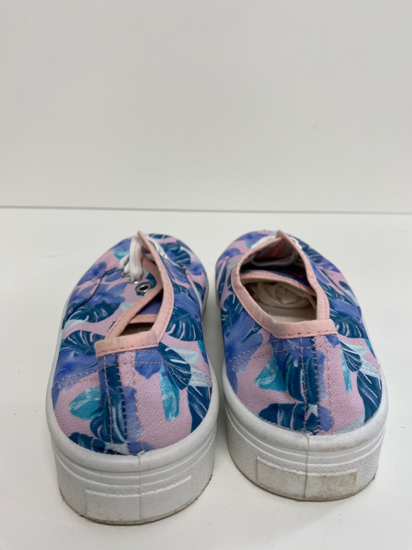 Fabulous Office Sneakers UK3 Pink and Blue summer classics GC003
