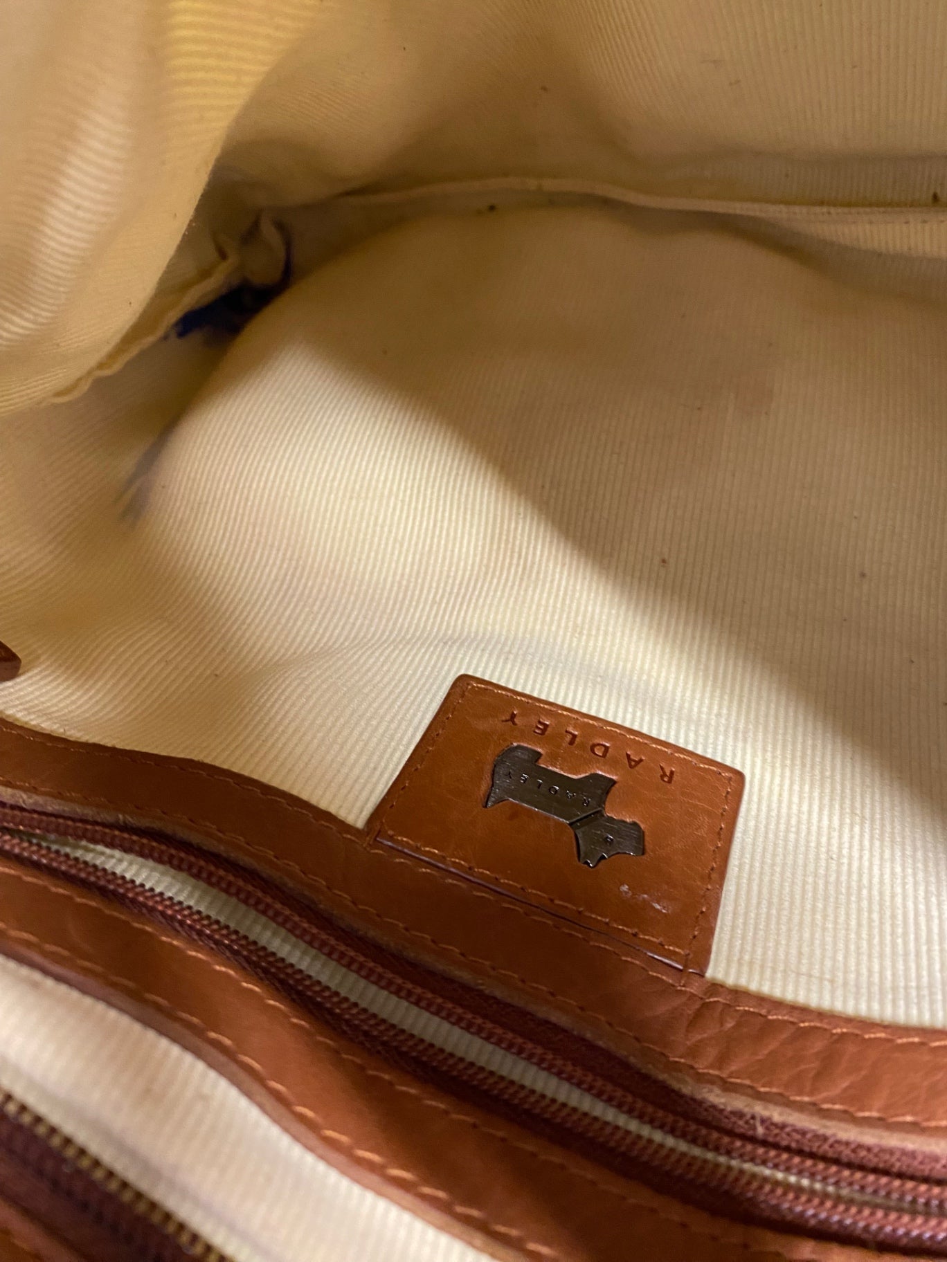 Fabulous Radley Messenger crossbody Tan characterful GC003