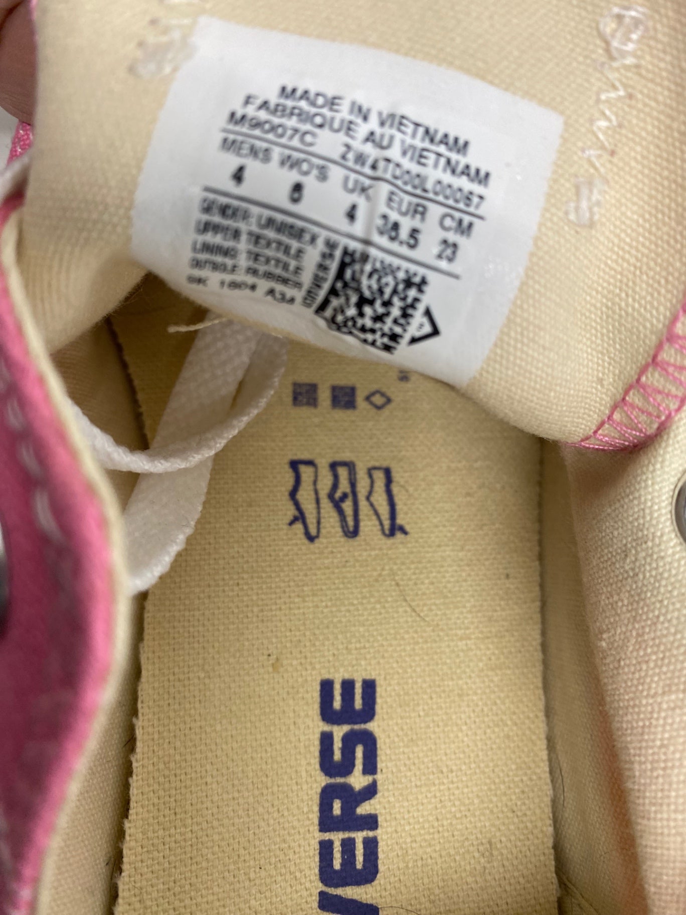 Fabulous Converse Sneakers UK4 Pink Barbie classics VT002