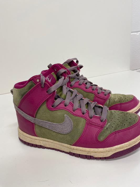 Fabulous Nike Dunk High Dynamic Berry Sneakers UK4 Pink & Olive Green Rare VT002