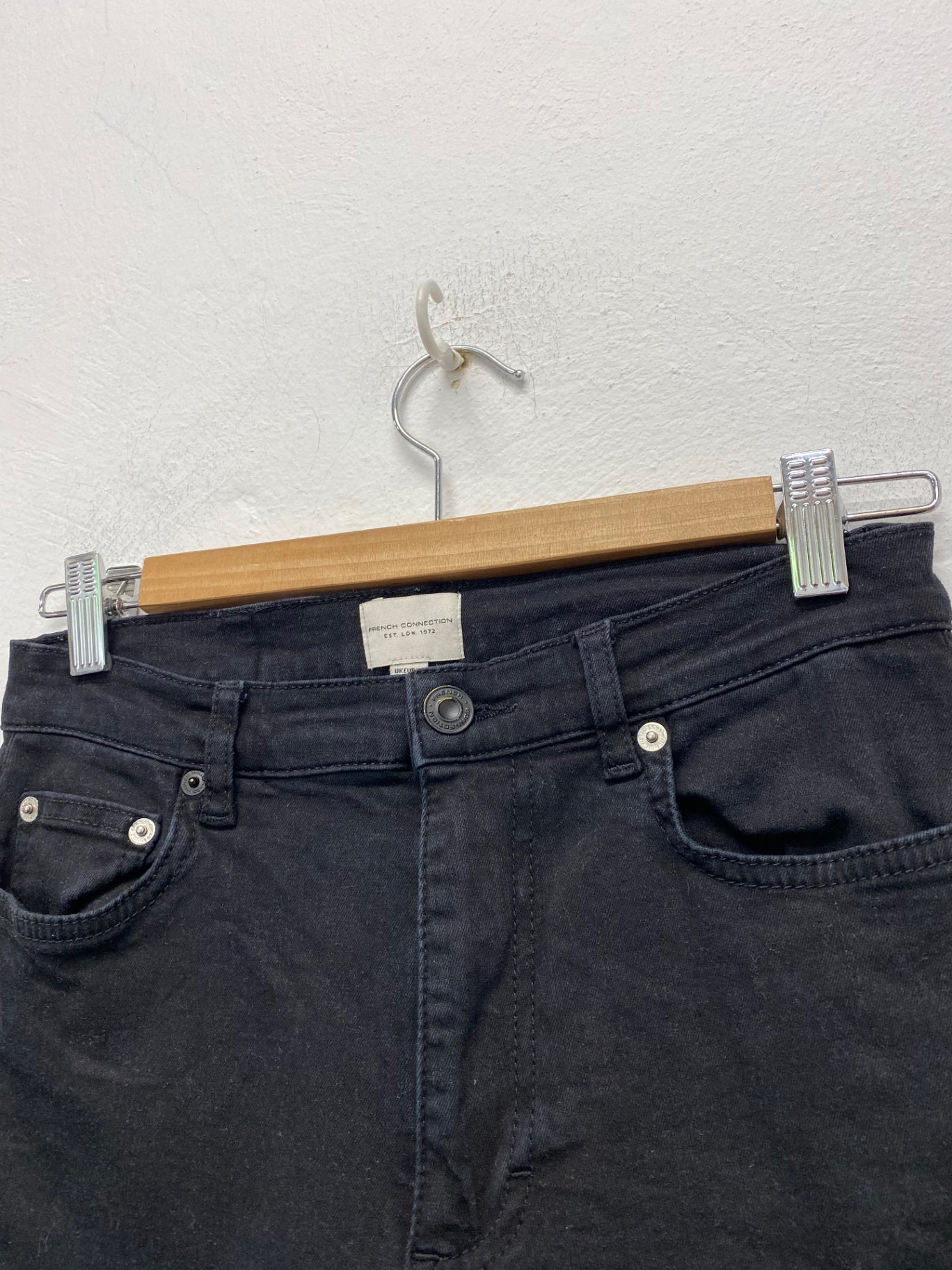 Fabulous French Connection Skinny jeans UK10 Black Classics AM013