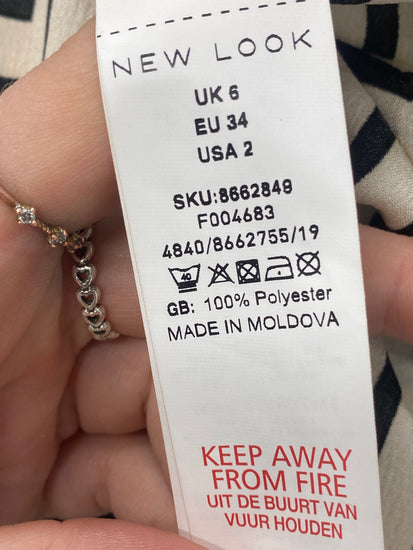 Fabulous New look Sleeveless Shirt UK8 Beige black striped VT002