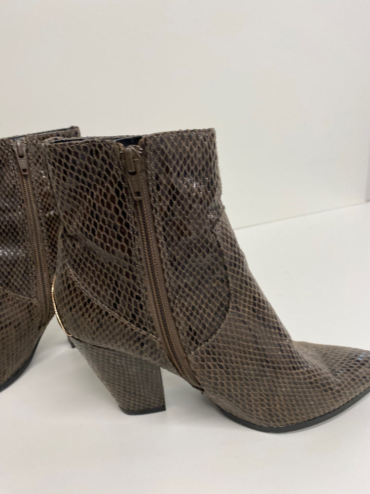 Fabulous Next Ankle Boots UK4 faux snakeskin western VT002