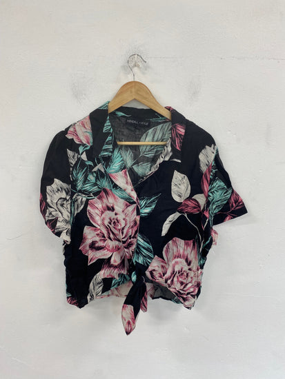 Fabulous KENDALL + KYLIE Crop Top UK16 Black Multi Botanical GC003