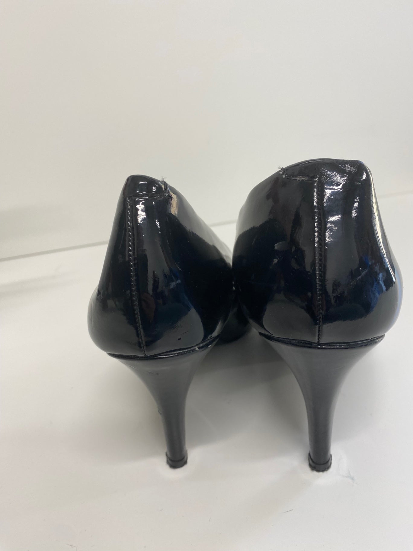 Gorgeous Lotus Court Shoes Uk7 Black classic formal work NR002