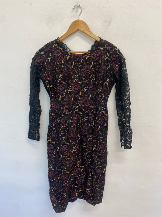 Gorgeous Vintage whimsical gothic Dress UK12 Black and Burgundy NR002