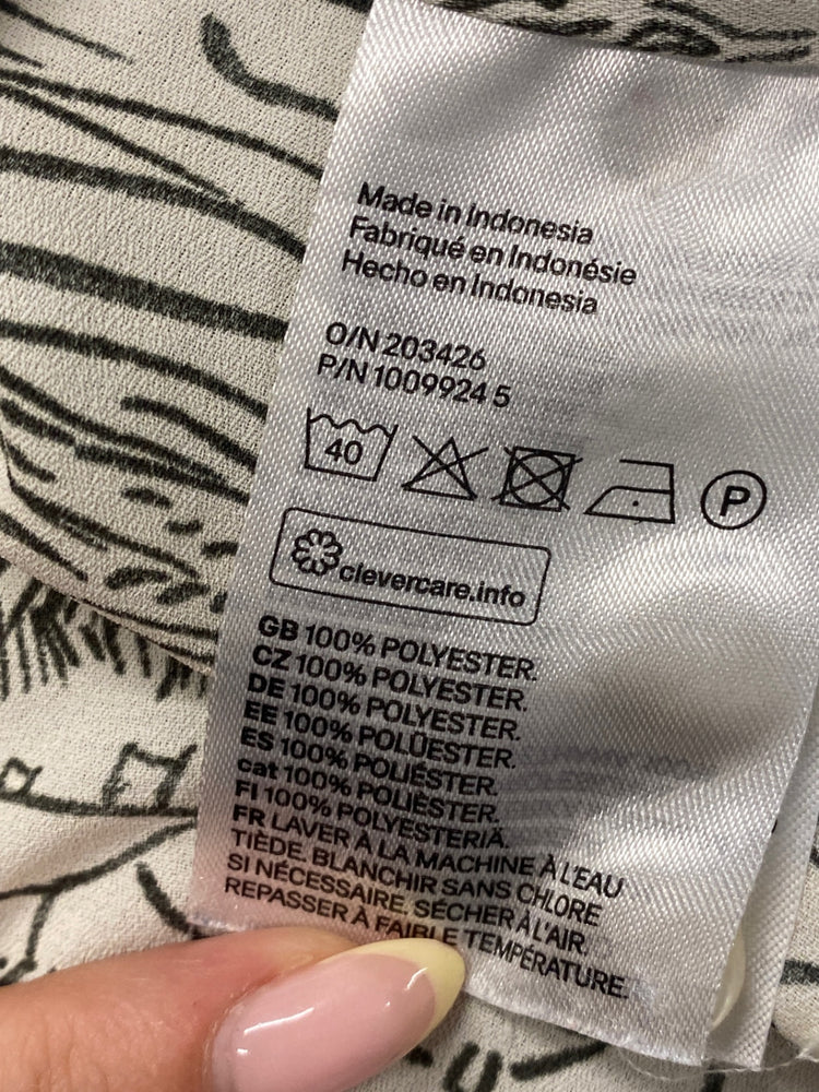 Gorgeous H&M Shirt UK M Beige with Black Pattern lightweight NR002