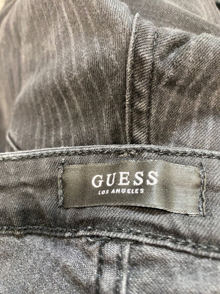 Gorgeous Guess Low W27” Black pinstripe SL002