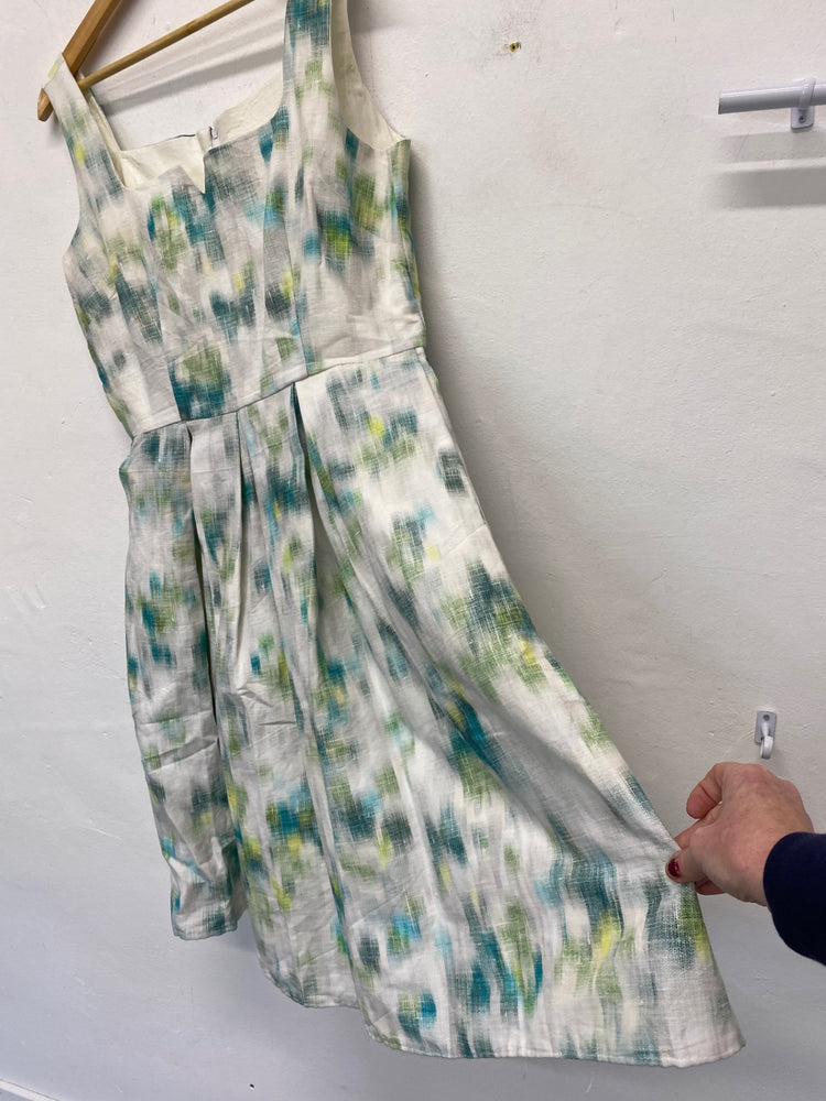 Gorgeous Handmade Vintage Dress Uk14 White & pastel green NR002