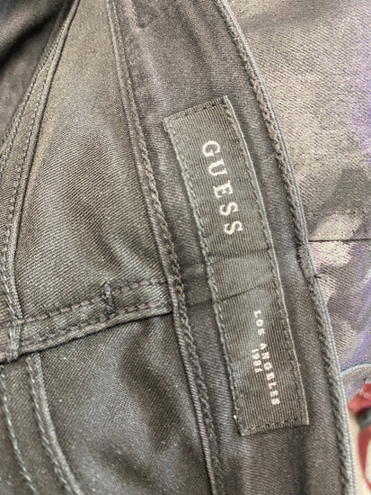 Gorgeous GUESS Low rise Jeans W29" Black grey floral SL002