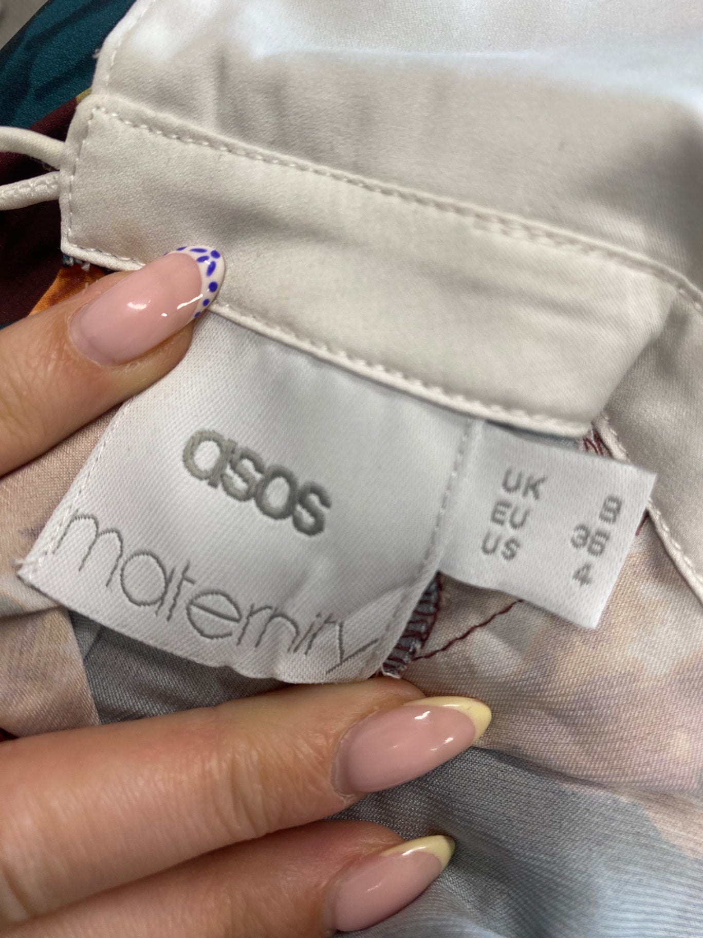 Gorgeous ASOS Blouse UK8 Burgundy floral maternity SL002