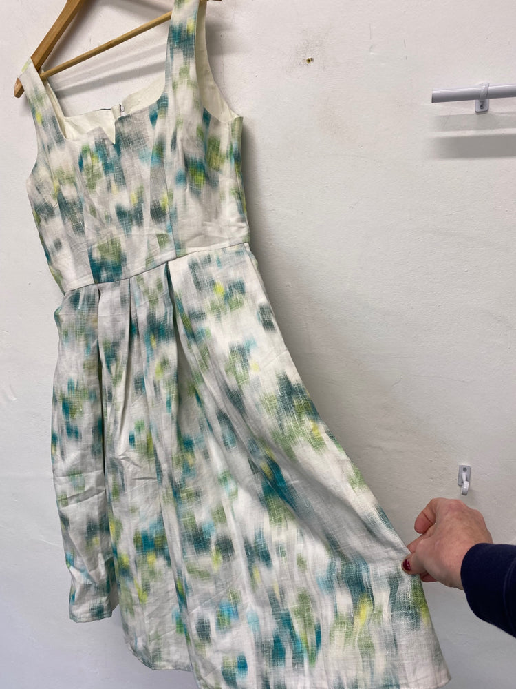 Gorgeous Handmade Vintage Dress Uk14 White & pastel green NR002