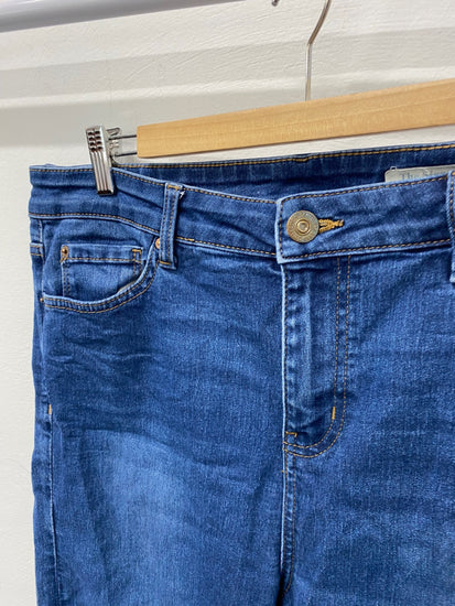 Gorgeous M&S Jeans Uk14 Blue Long The Sienna Straight NR002