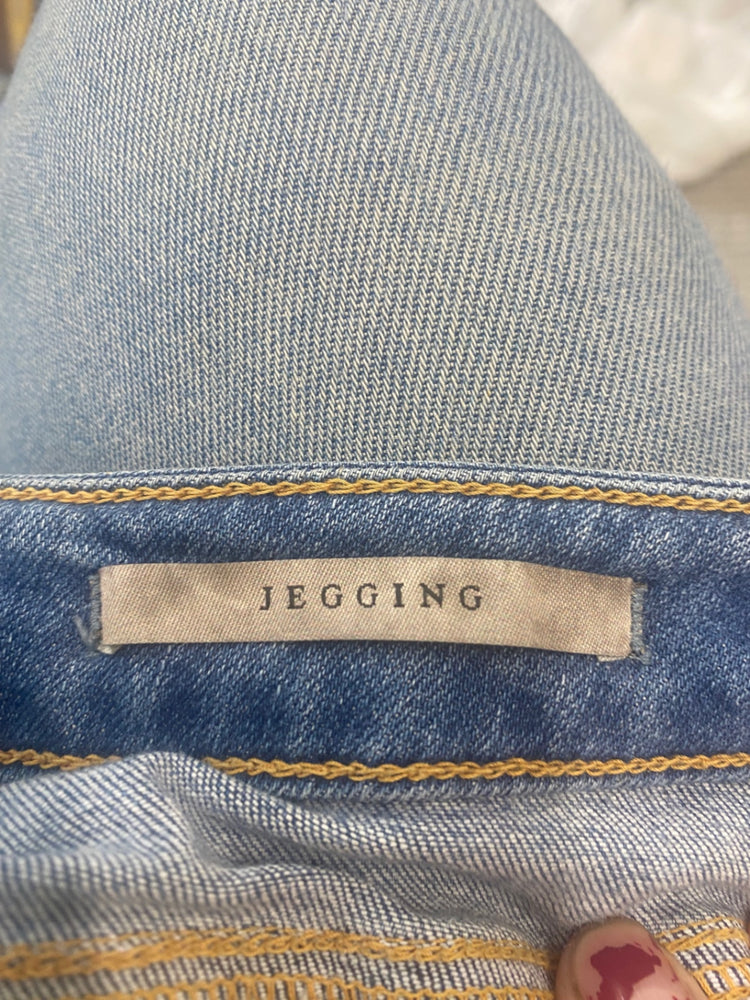 Gorgeous Guess Jegging Jeans W27” Blue distressed SL002