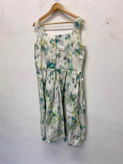 Gorgeous Handmade Vintage Dress Uk14 White & pastel green NR002