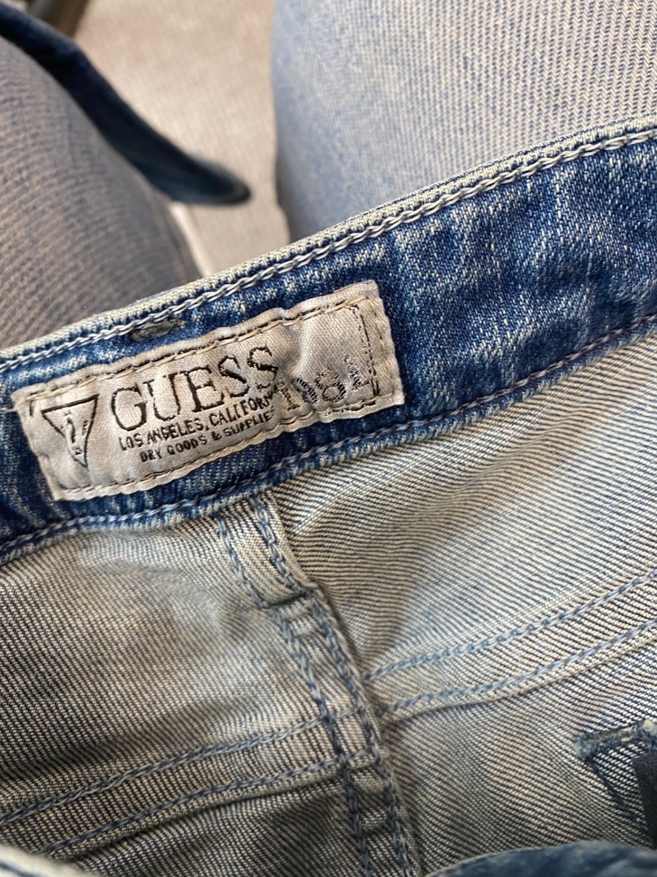 Gorgeous Guess Embellished Jeans W29" Blue embellished studs NR002