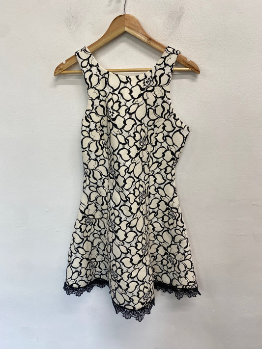 Gorgeous River Island Dress UK10 Black and Cream lace SL002