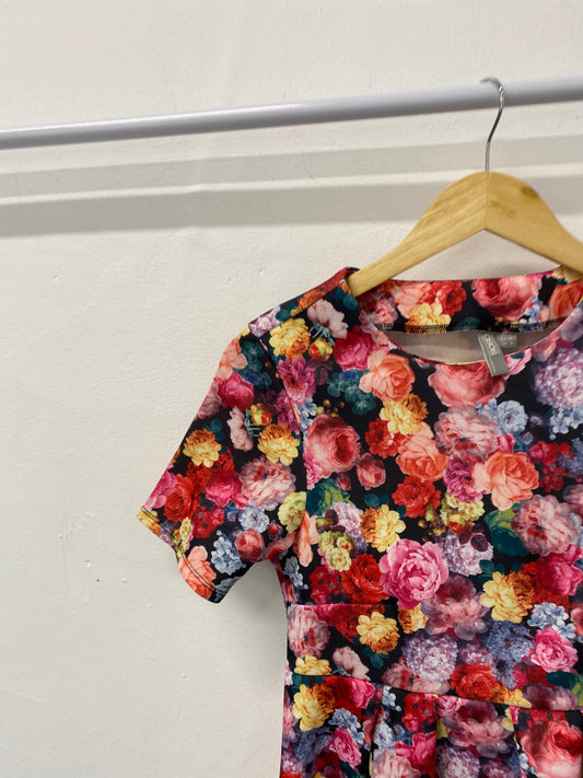 Gorgeous ASOS Mini Dress Uk8 Multicoloured floral SL002