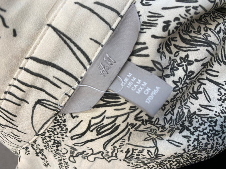 Gorgeous H&M Shirt UK M Beige with Black Pattern lightweight NR002