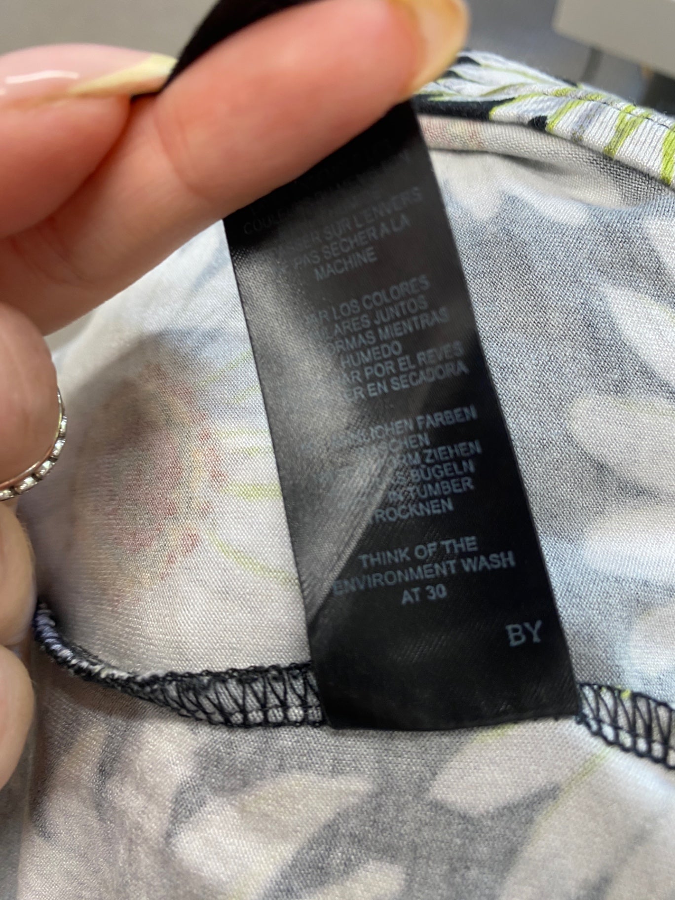 Gorgeous ASOS Sleeveless top UK8 Black floral SL002