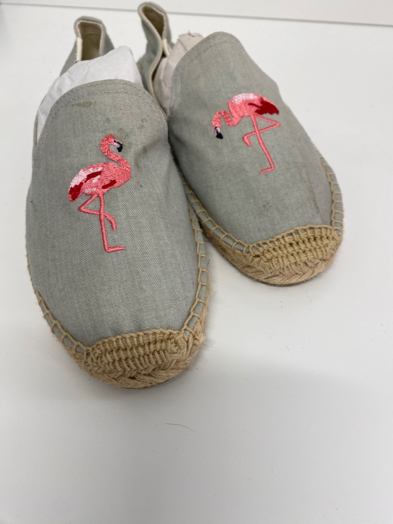 Gorgeous Soludos Espadrilles Uk8 Soft grey blue with Pink Flamingos LB006