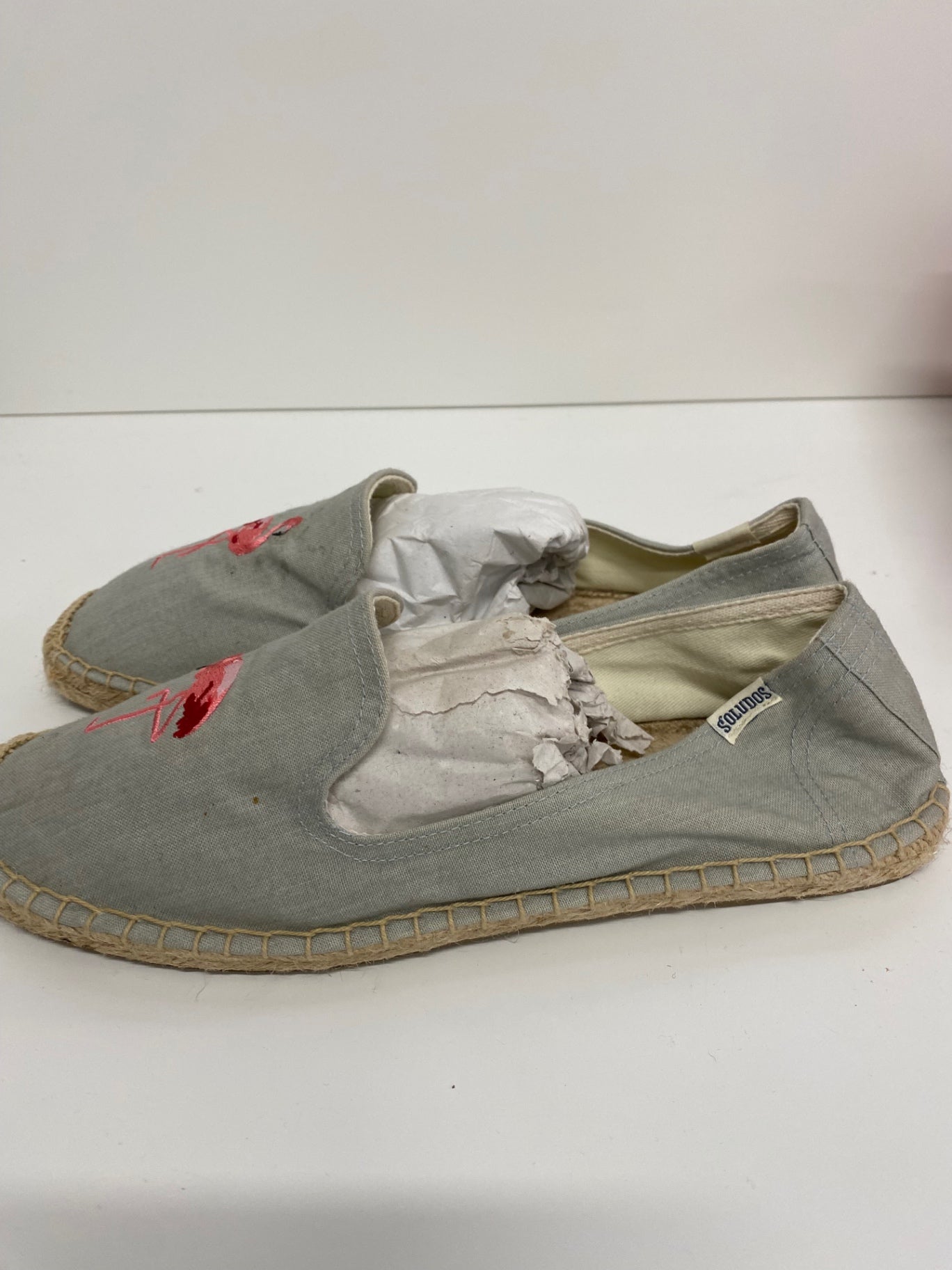 Gorgeous Soludos Espadrilles Uk8 Soft grey blue with Pink Flamingos LB006
