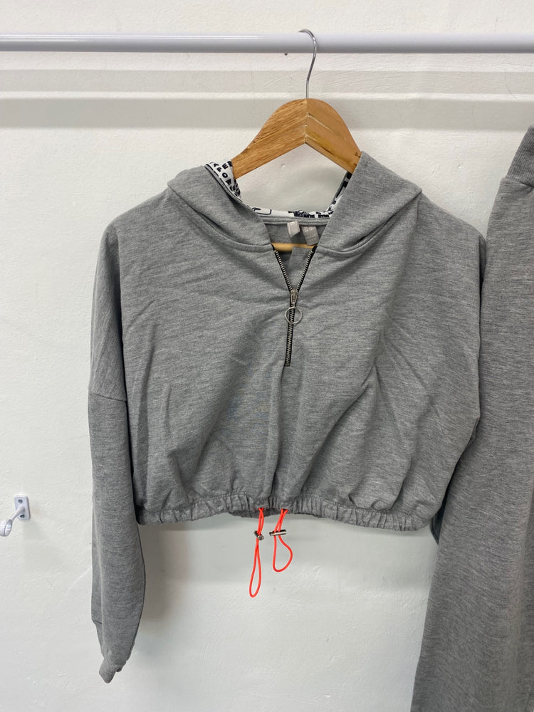 Gorgeous ASOS Athleisure Co-ord UK16 Grey GS001