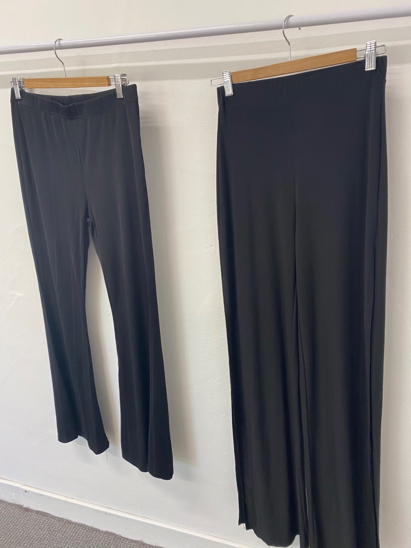 Gorgeous duo of  Pretty Little Thing / Shein Pants UK L Black #3 GS001