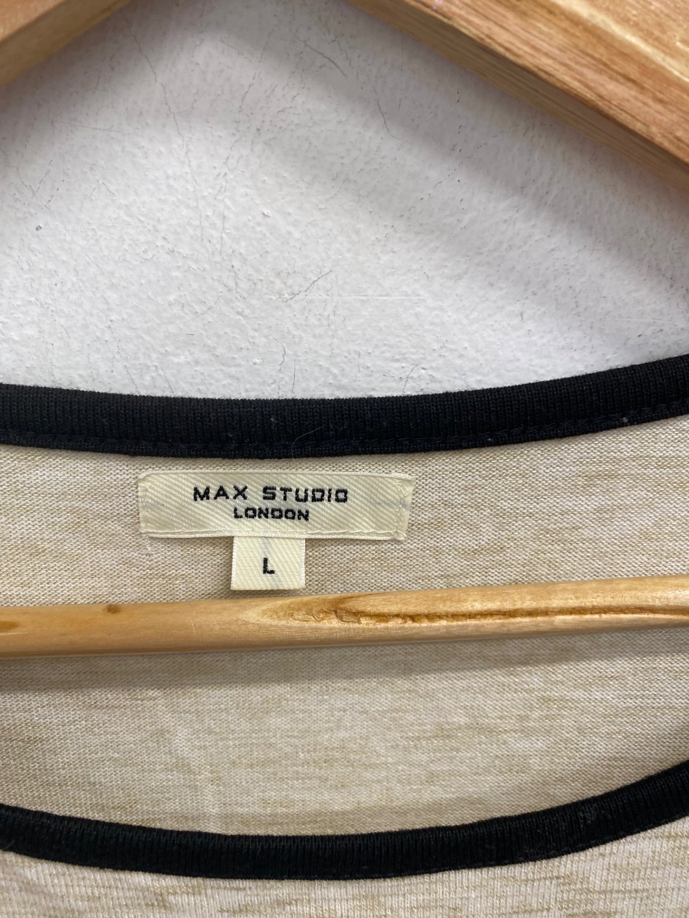 Gorgeous MAX STUDIO Jumper UK L Beige & Black Stripes BM001