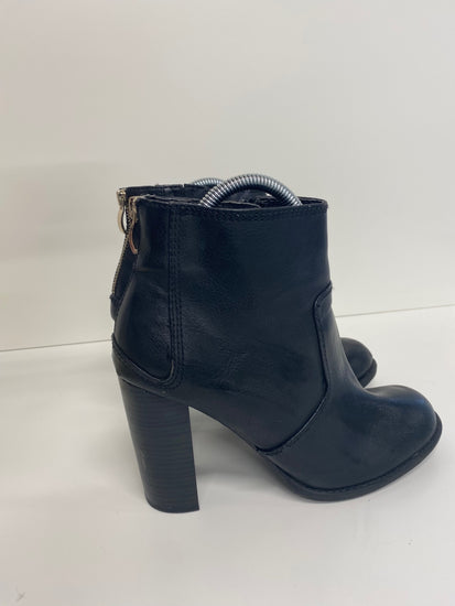 Gorgeous Marks & Spencers Ankle Boots Uk7 Black Classic block heels GS001