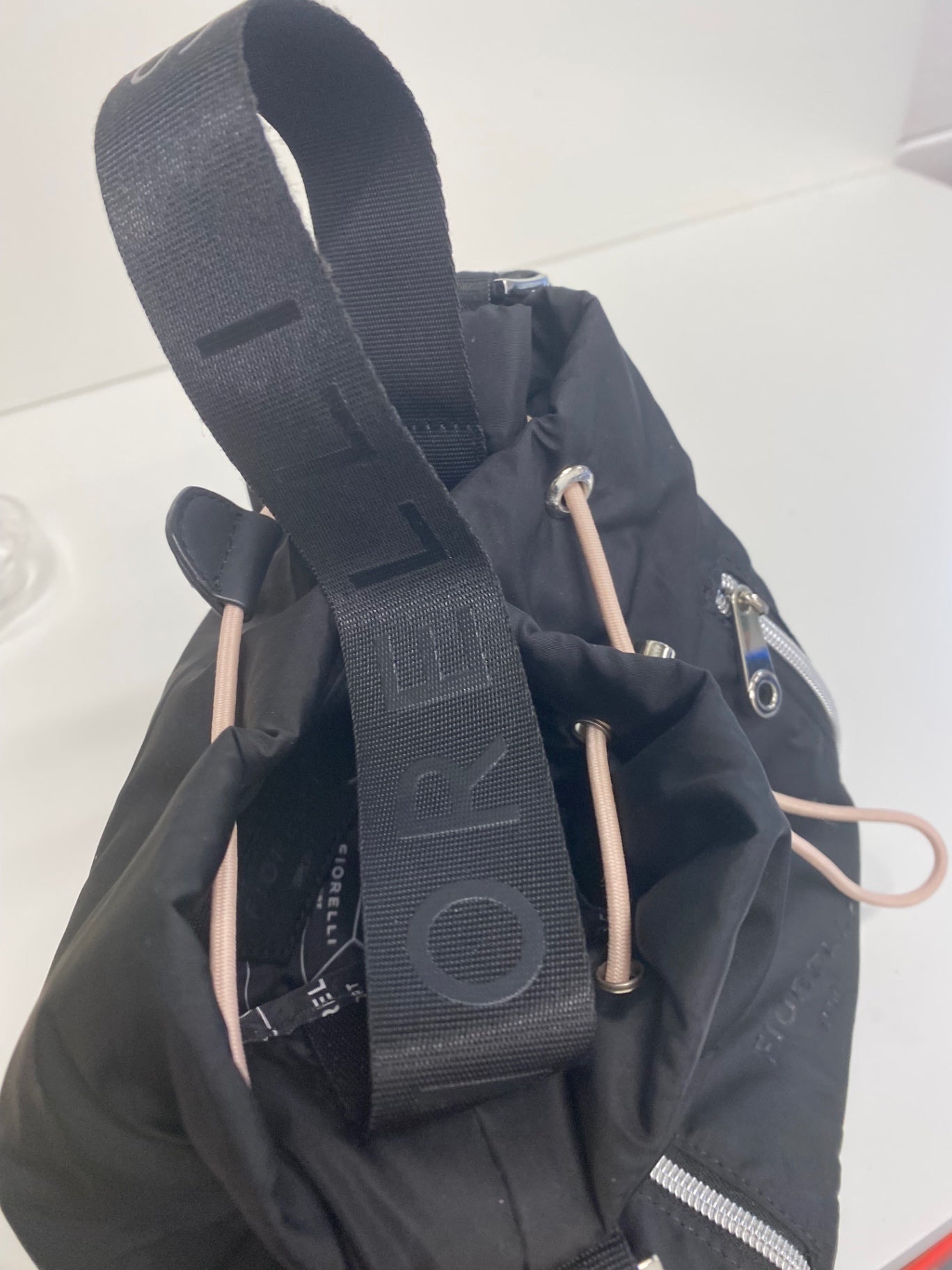 Gorgeous Fiorelli Sport Shoulder Bag One size Black & logo Drawstring GS001