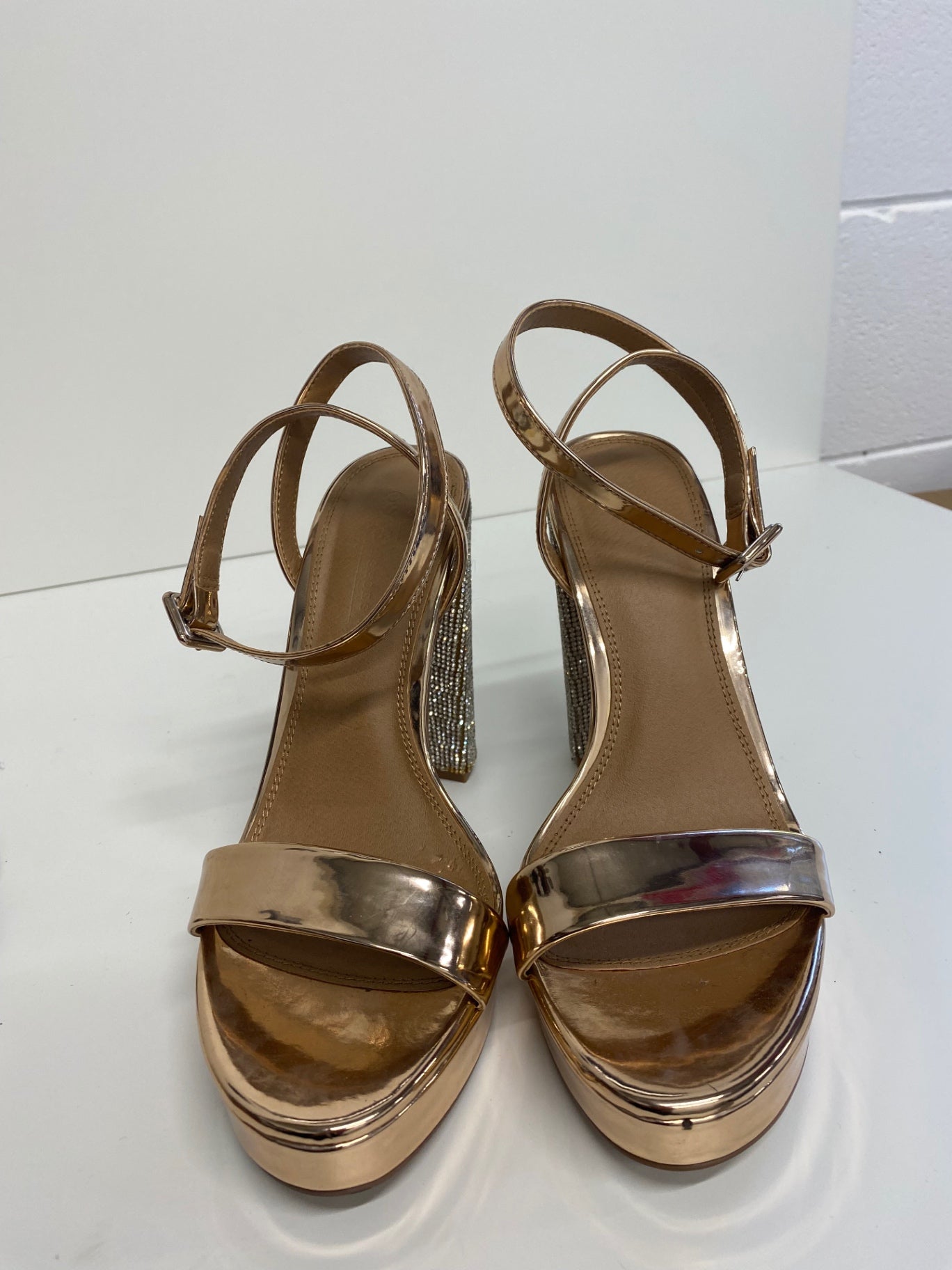 Gorgeous Asos Design High-heeled shoes Uk7 Rose Gold Sandals GS001