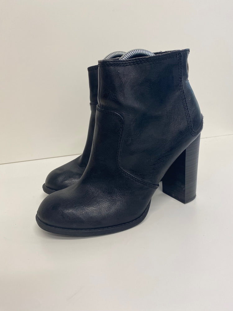 Gorgeous Marks & Spencers Ankle Boots Uk7 Black Classic block heels GS001