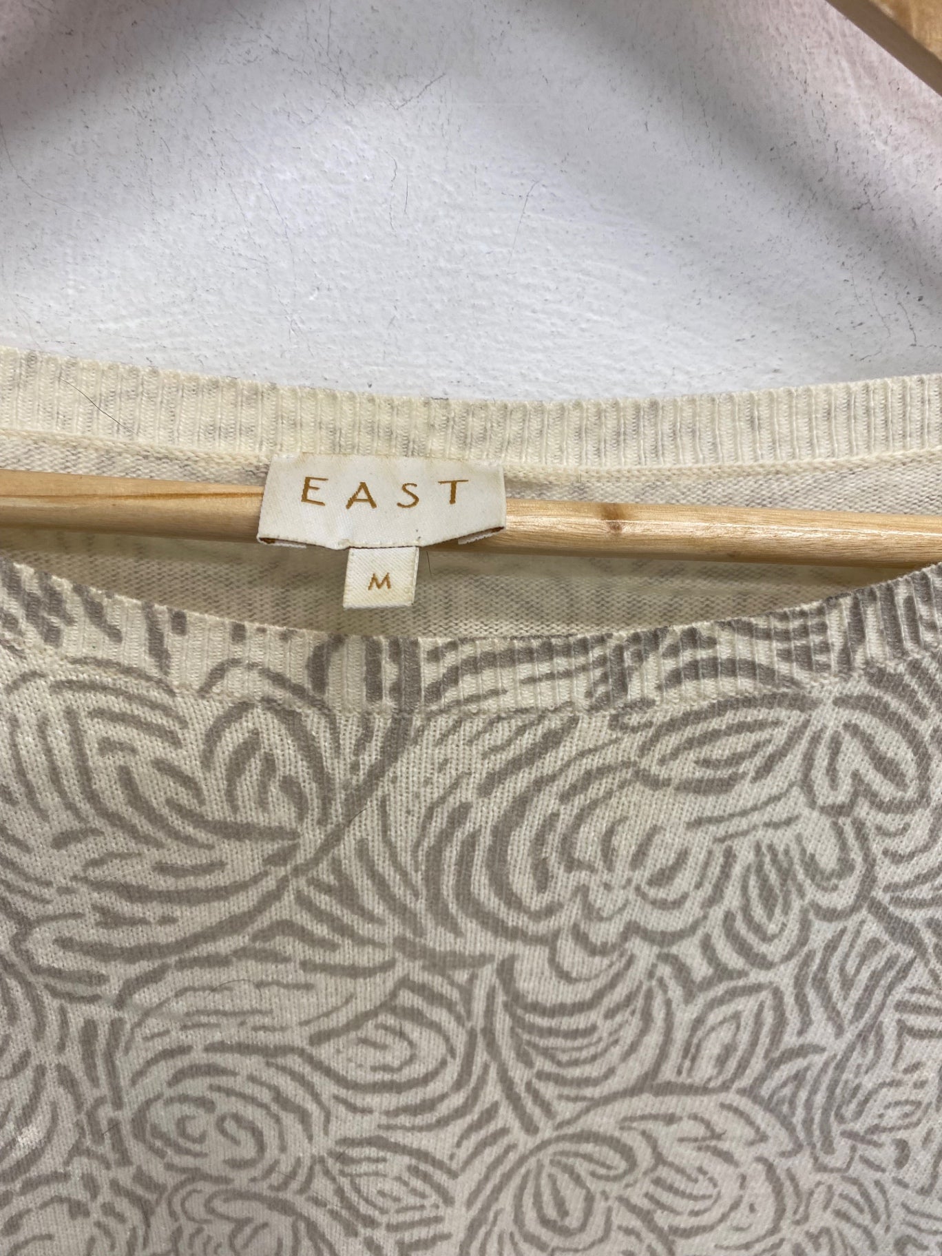 Gorgeous EAST Floral Jumper UK M Beige BM001