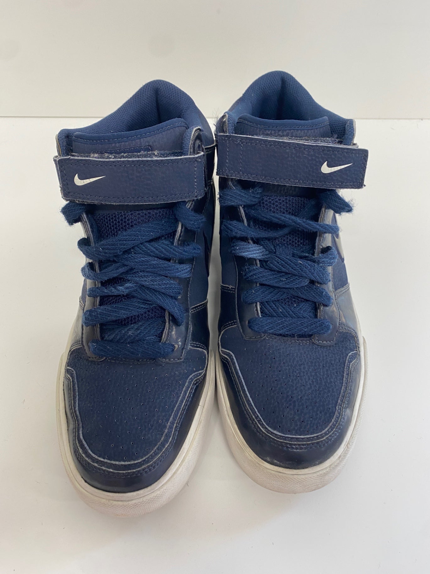 Awesome Nike Sneakers UK9 Navy Blue