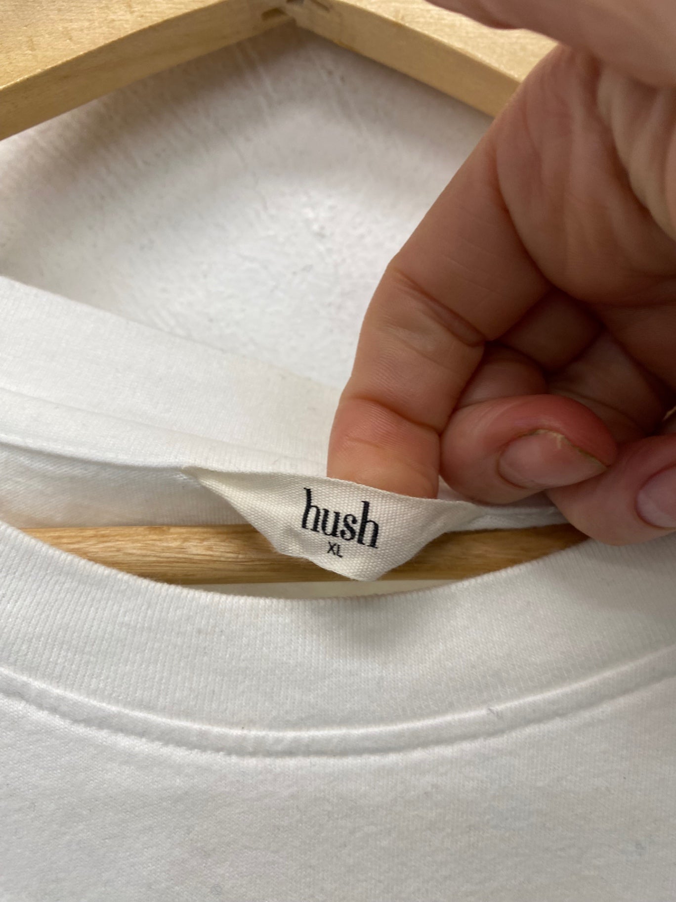 Gorgeous Hush T-Shirt UK XL White classic Tee BM001