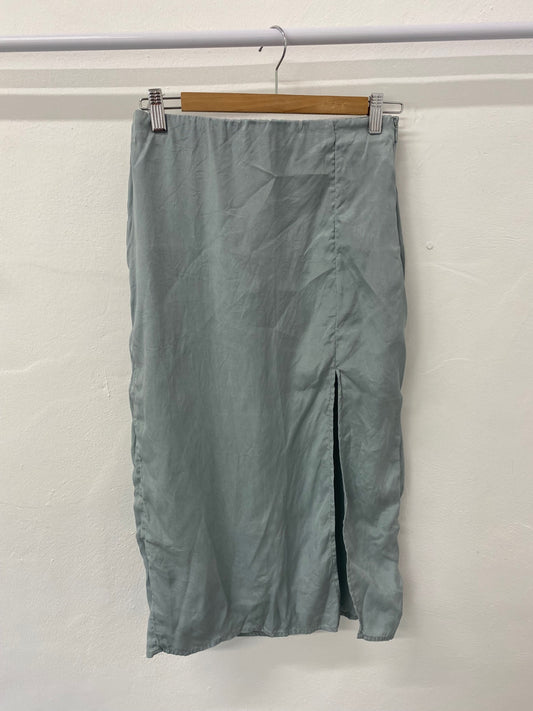 Gorgeous H&M Midi Skirt UK S Pale turquoise slip skirt EK001