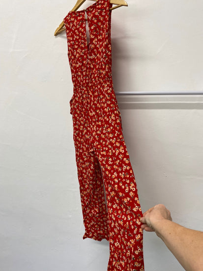 Gorgeous New Look Jumpsuit UK6 Red & floral pattern cropped EK001