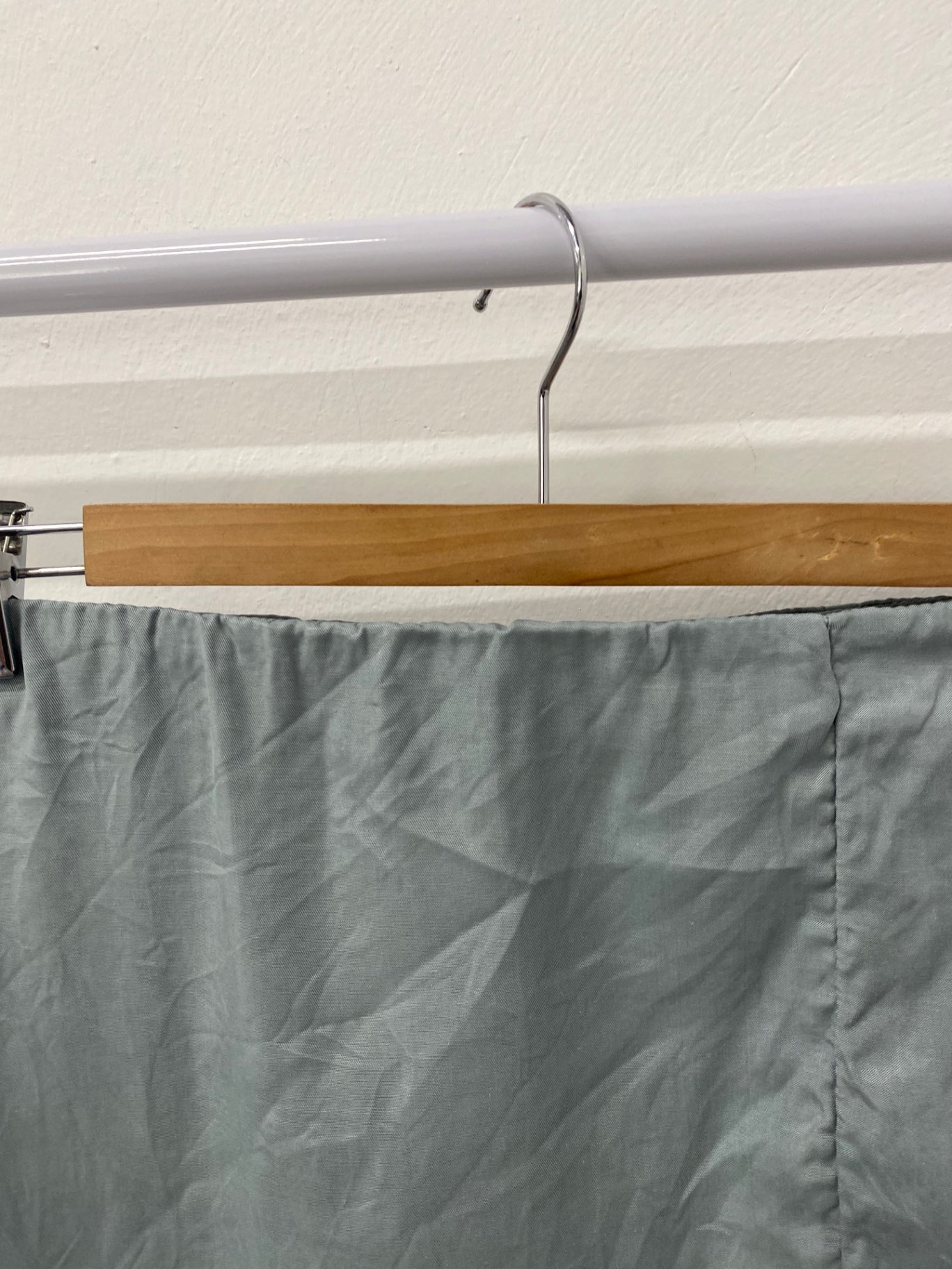 Gorgeous H&M Midi Skirt UK S Pale turquoise slip skirt EK001