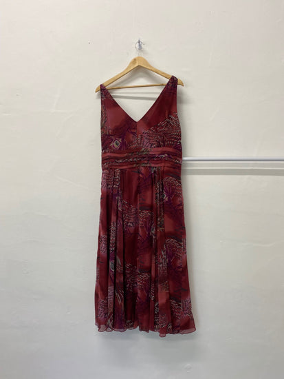 Gorgeous Berkertex Dress Uk16 Burgundy floral overlay CF001