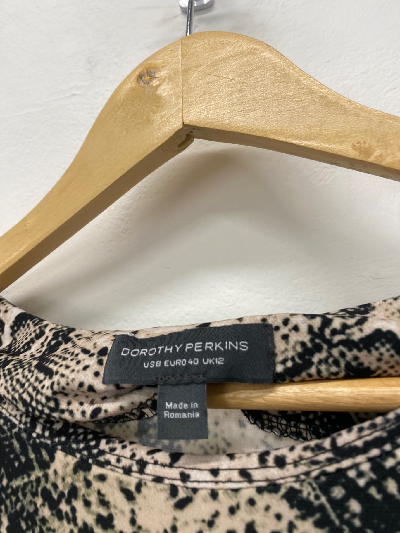 Gorgeous Dorothy Perkins Maxi Dress UK12 Beige snakeskin pattern CF001