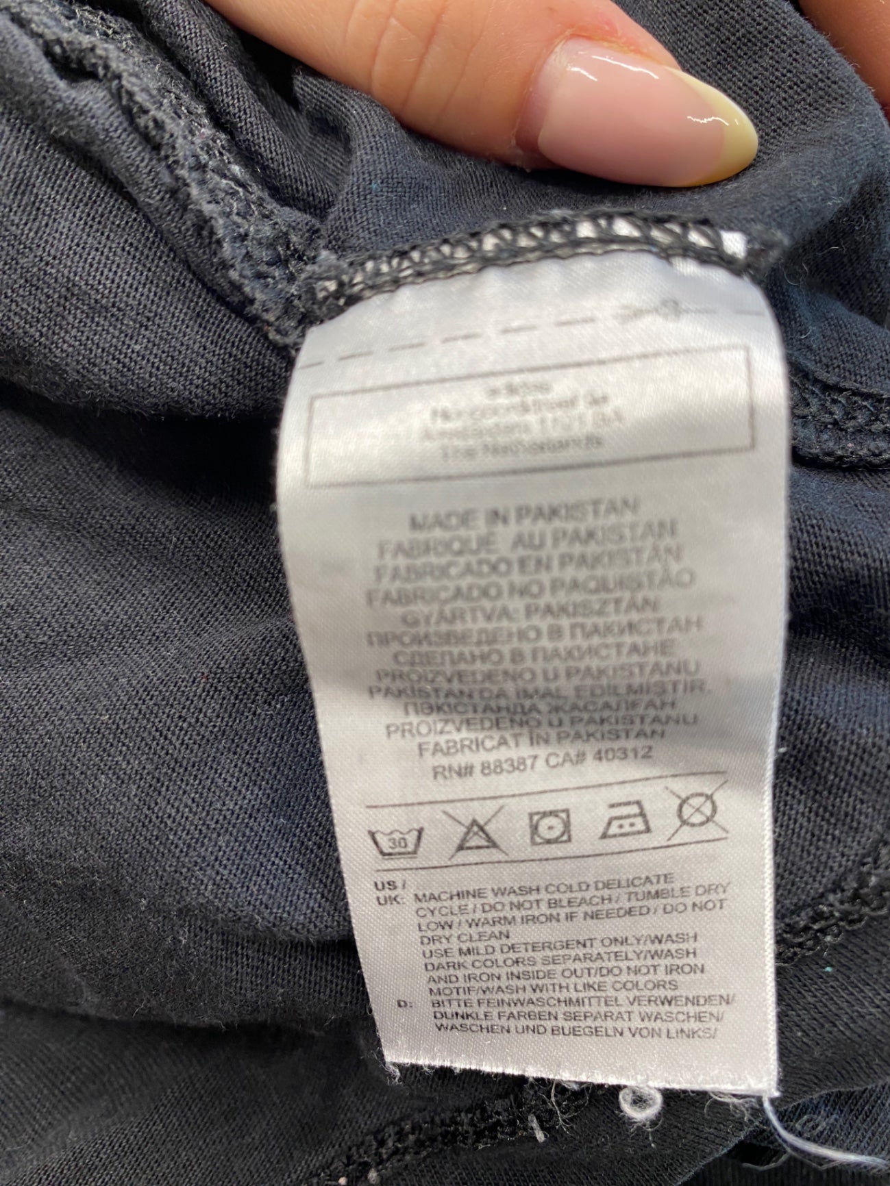 Gorgeous adidas T-Shirt UK6 Black sports EK001