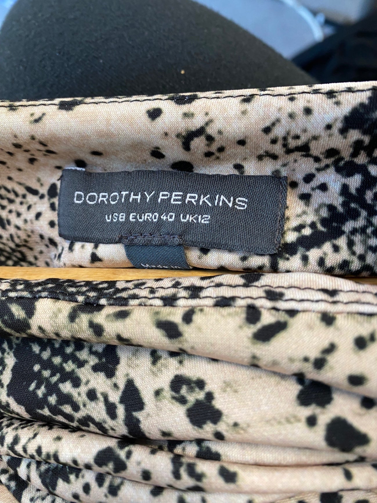 Gorgeous Dorothy Perkins Maxi Dress UK12 Beige snakeskin pattern CF001