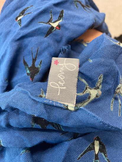Gorgeous Unbranded Scarf One size Blue flying swallows LF003