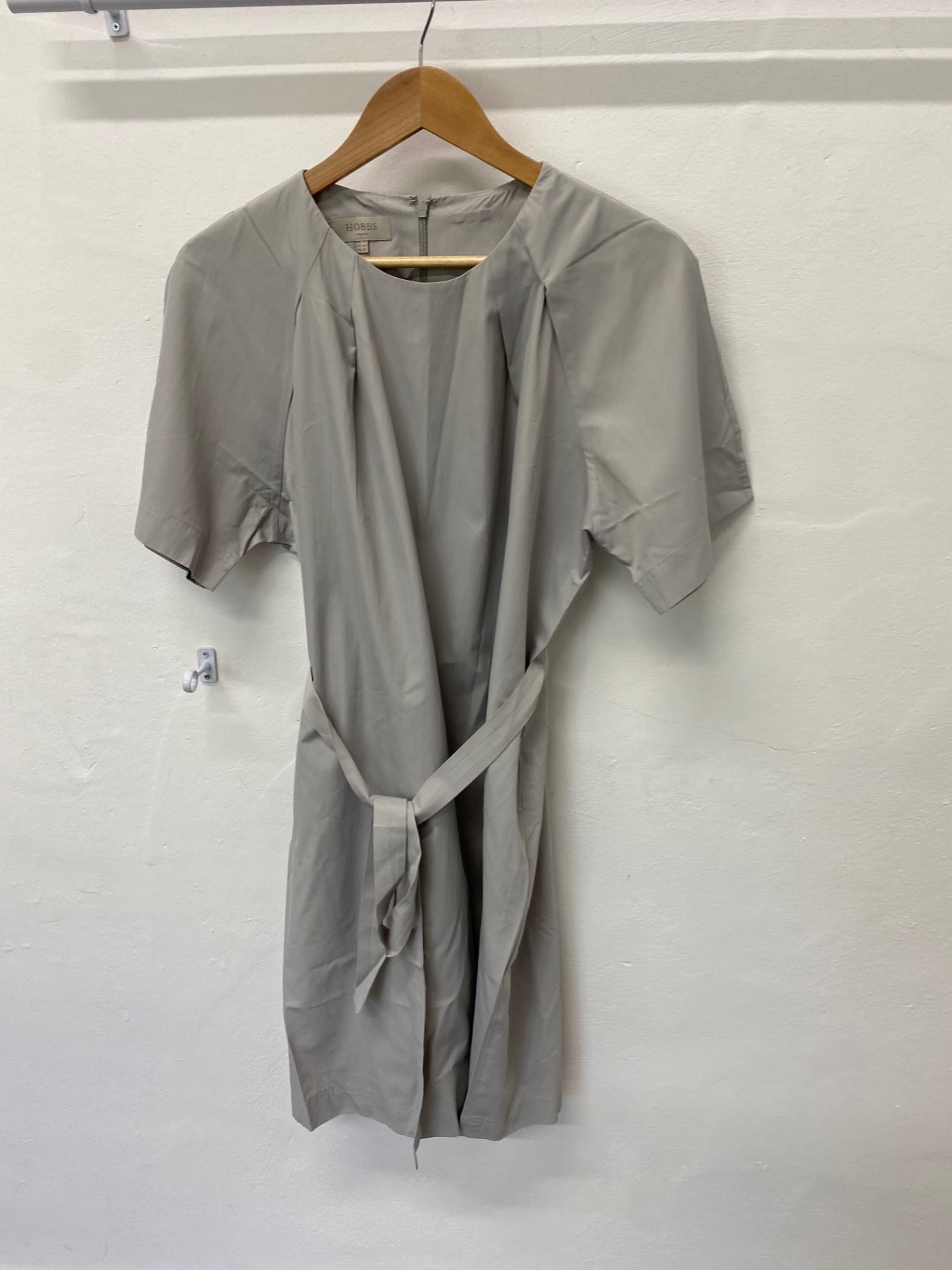 Gorgeous Hobbs Dress Uk14 Grey lightweight formal ZB001