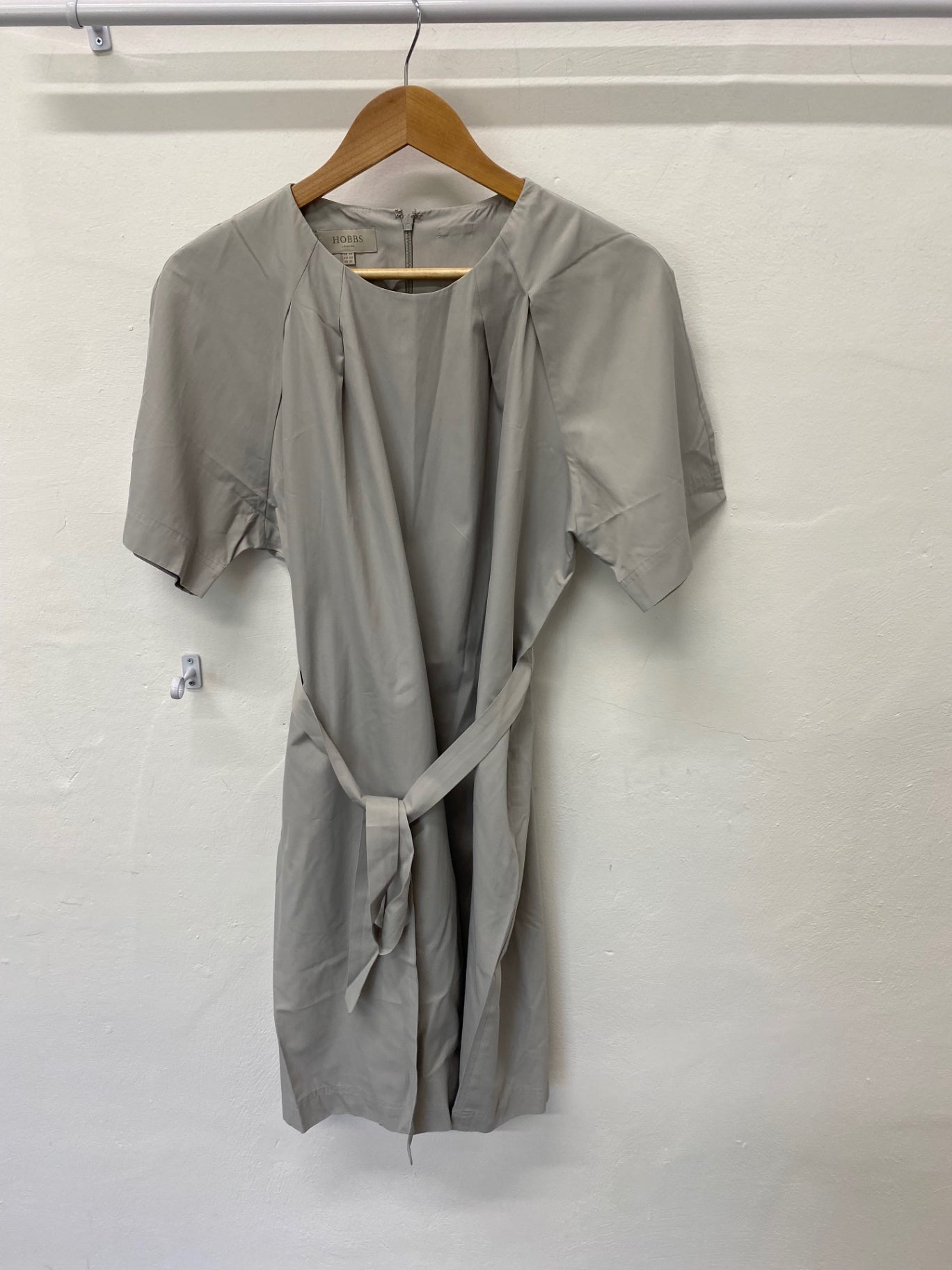 Gorgeous Hobbs Dress Uk14 Grey lightweight formal ZB001