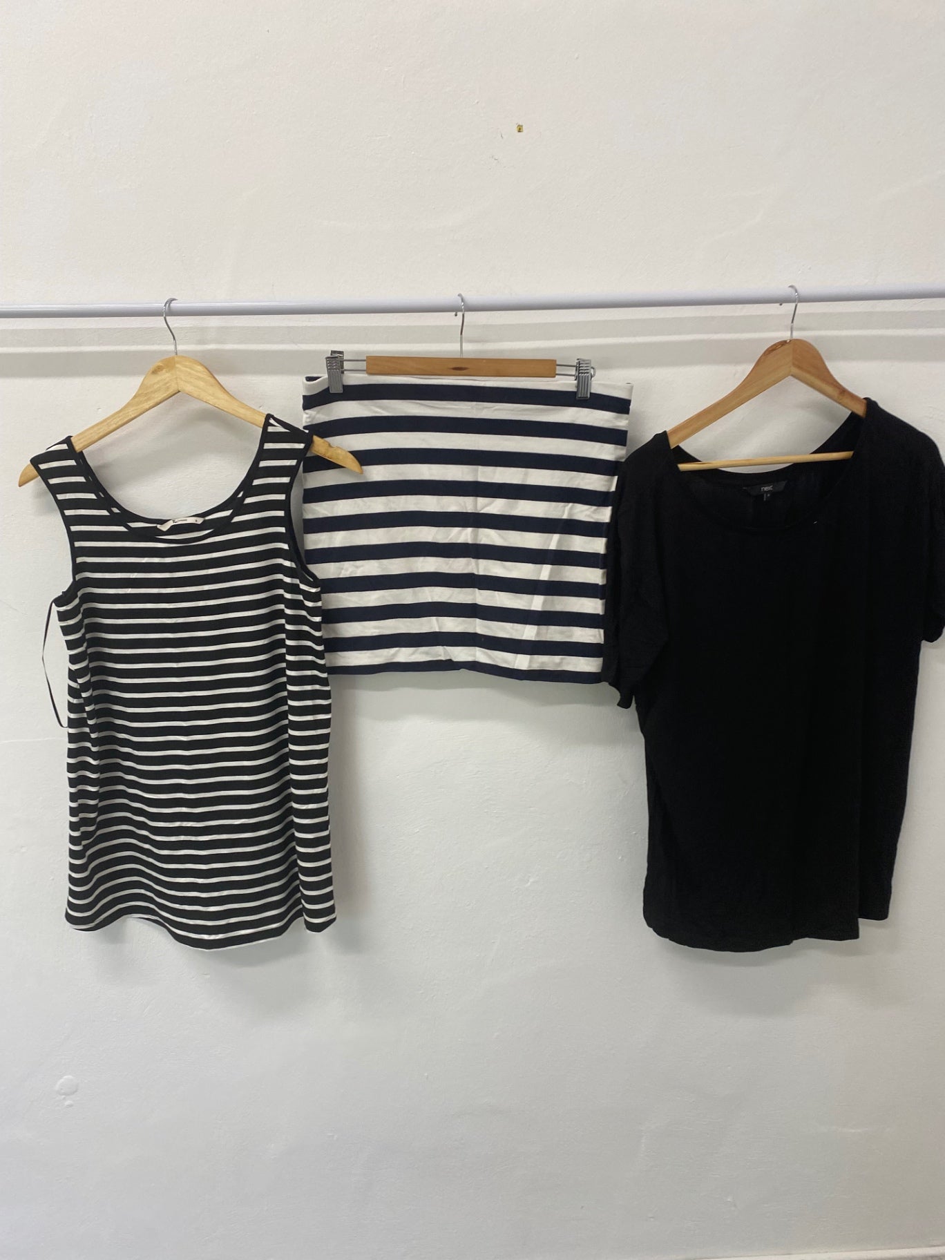 Gorgeous H&M Clothing bundle UK10 Black and White striped Classic summer essentials #2 LF003